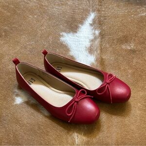 GAP Women's Vibrant Red Loafers